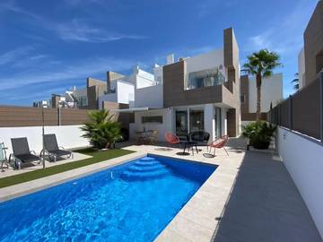 Villa pour 6 personnes, avec jardin et piscine à Guardamar del Segura