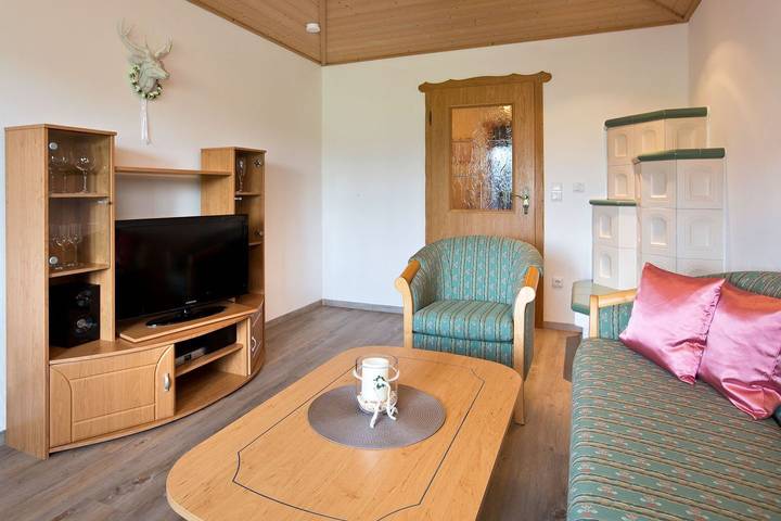 Ferienwohnung für 3 Personen, mit Balkon und Seeblick sowie Ausblick in Rieden - 3