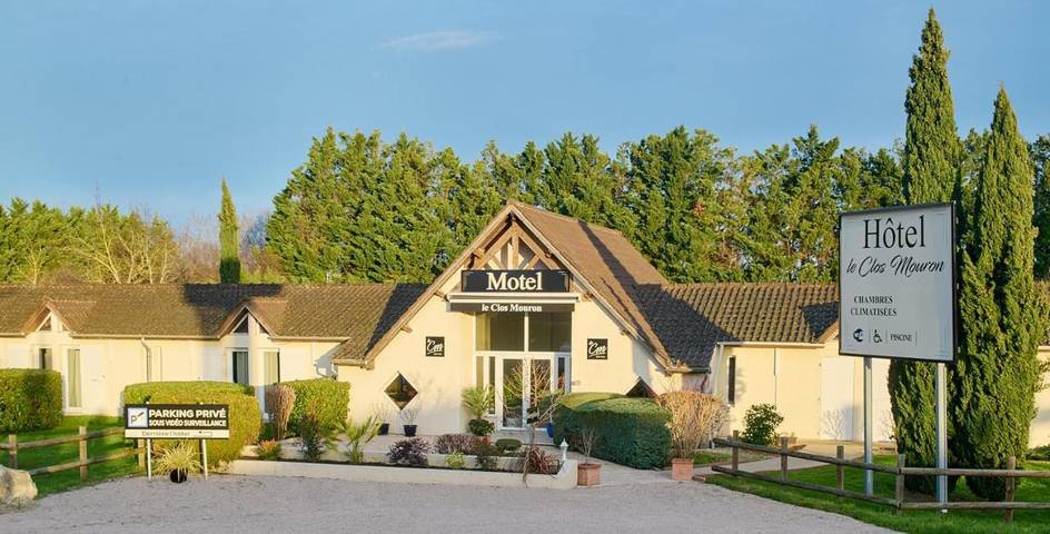 Hôtel pour 2 personnes, avec vue ainsi que jardin et piscine