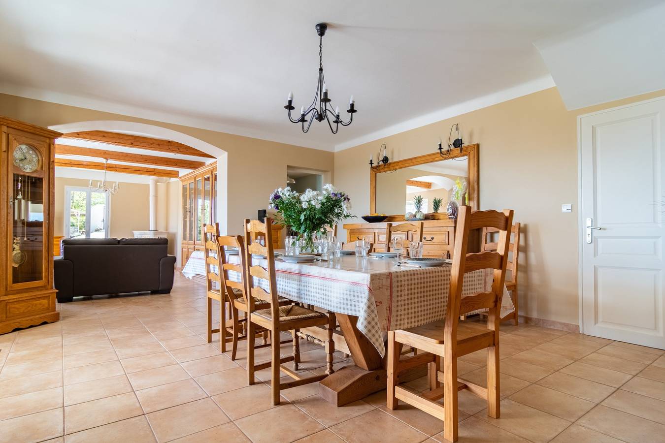 Villa Thalia - Belle maison avec Piscine et Pool House in Moissac-Bellevue, Région de Brignoles