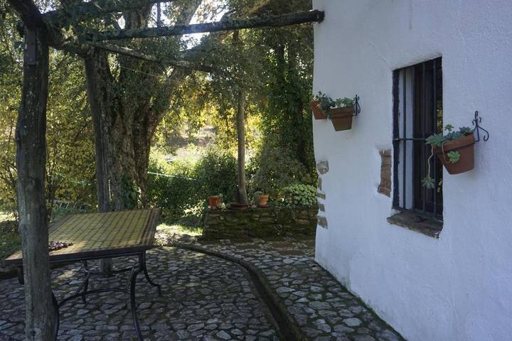 Casa rural para 3 personas, con Terraza además de Piscina y Vistas en Fuenteheridos - 2