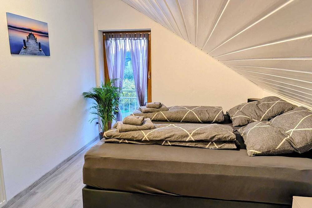 Ganze Wohnung, Schöne, helle, großzügige Wohnung in unmittelbarer Nähe zur Schweiz in Albbruck, Südschwarzwald