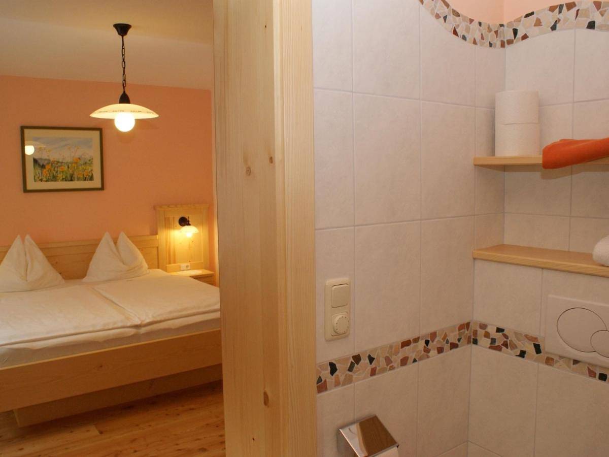 Ganzes Studio, Biobauernhof Nussbaumer in Nußdorf am Attersee, Bezirk Vöcklabruck
