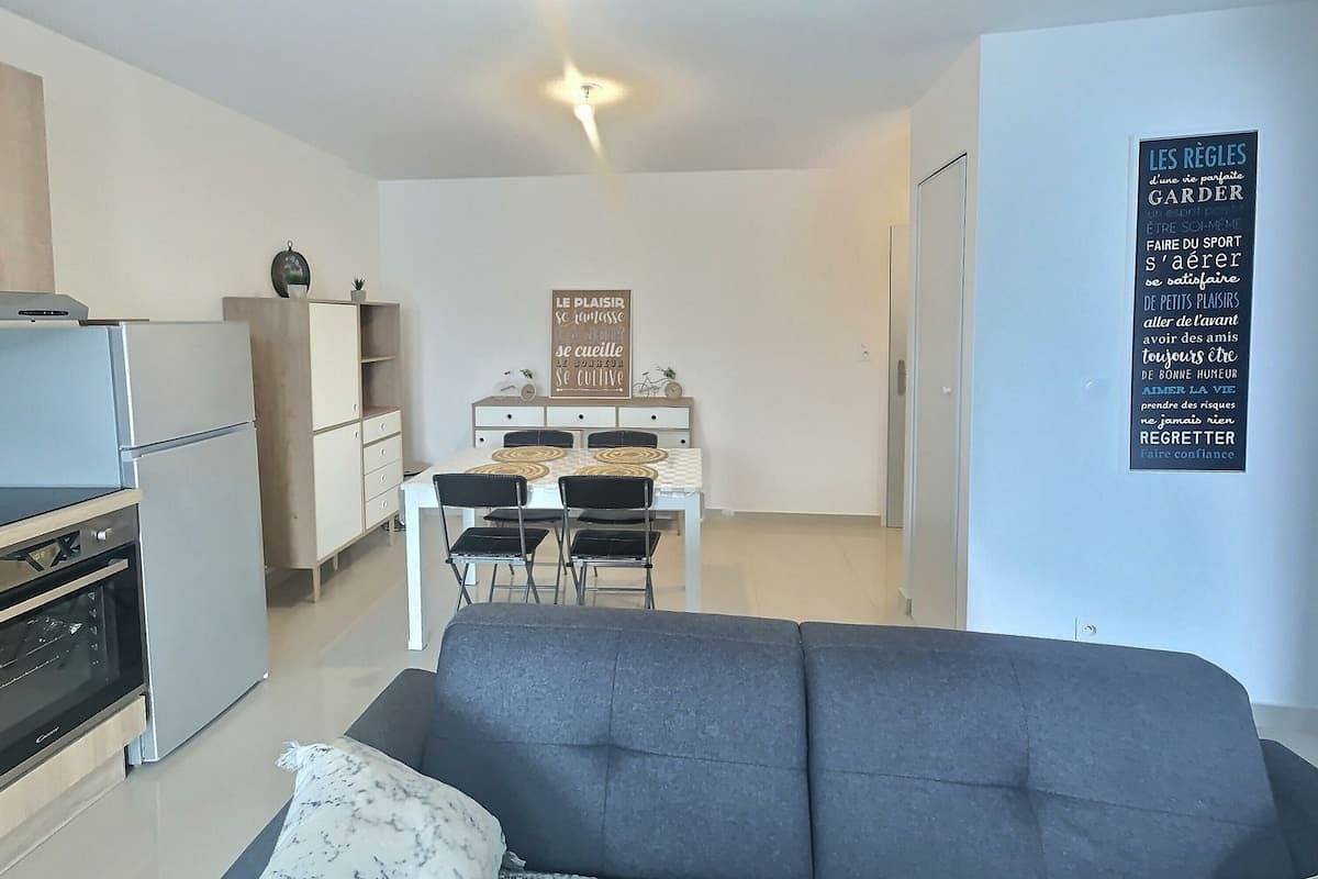 Entire apartment, Pleasant apartment for 4 people 150m from the beac in Vias Plage, Vias