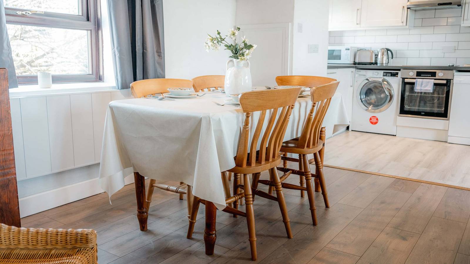 Spacious 2 Bedroom Country Cottage Near Bude in Pentire Point - Widemouth