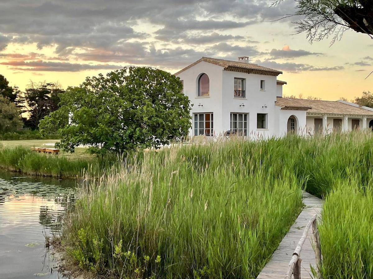 Chambre d’hôte pour 10 personnes avec vue sur le lac in Saintes-Maries-de-la-Mer, Région d'Arles
