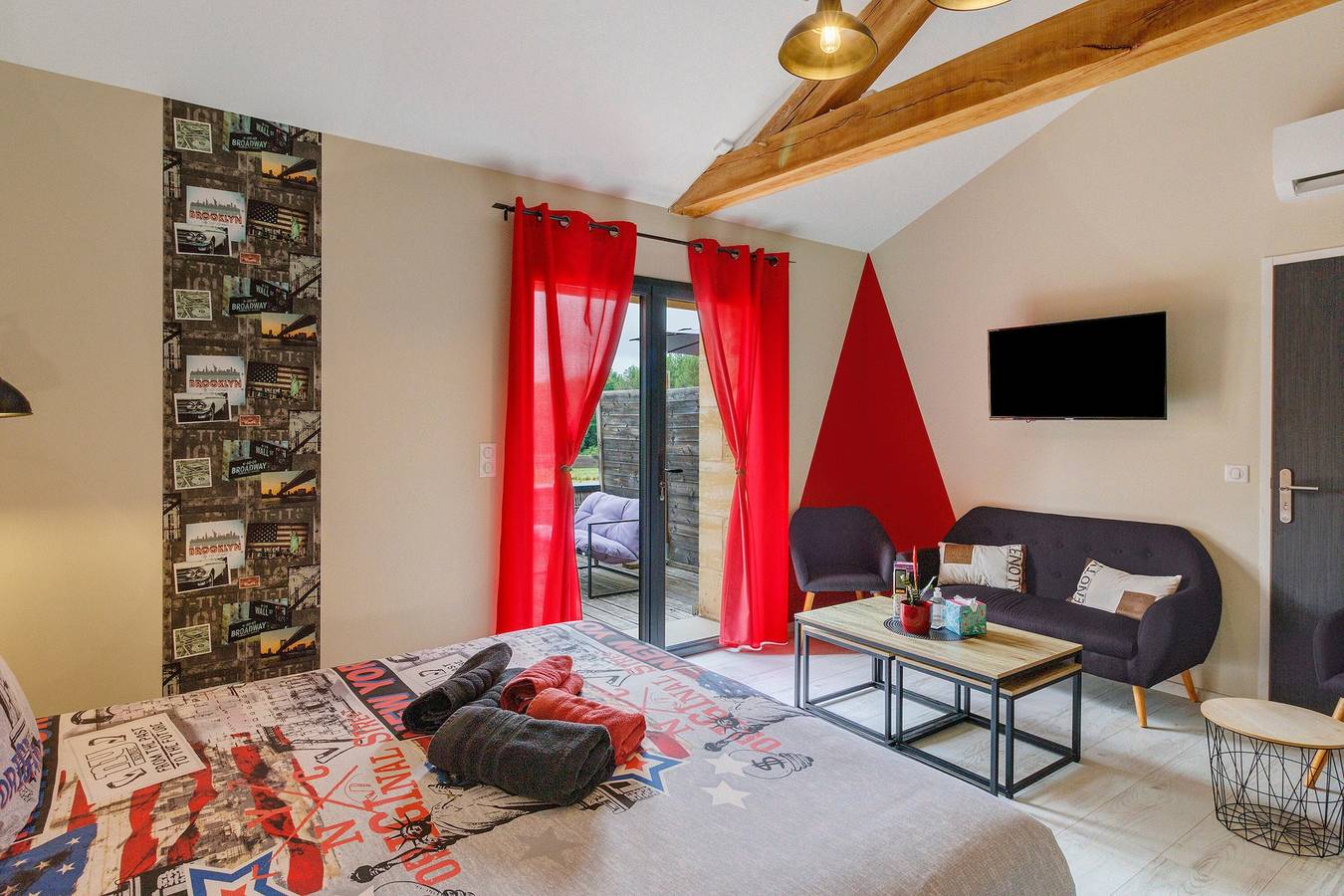 Bed & Breakfast 'Chambre New York' met gedeeld zwembad, wifi en airco, foto 6