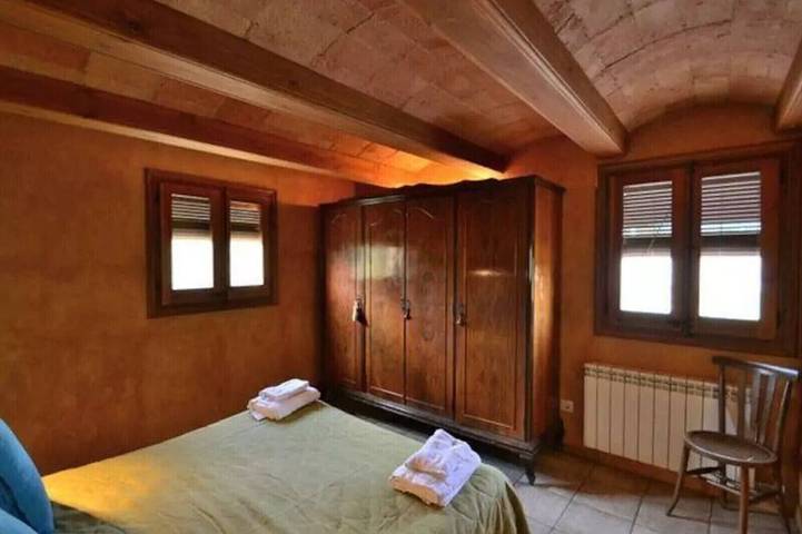 Location de vacances pour 4 personnes, avec jardin et piscine à Olvan - 3