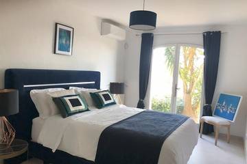 Villa pour 10 Personnes dans Boulouris, Saint-Raphaël, Photo 1
