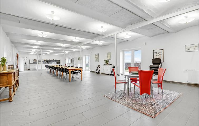 Casa de vacaciones para 40 personas con jardín in Tarm, Ringkobing-Skjern