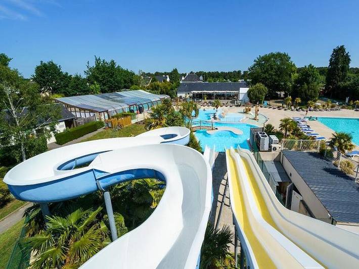 Static caravan for 4 people, with Terrace and Sauna in Carnac