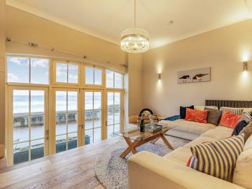 Log Cabin for 6 People in Cromer, Norfolk, Photo 2