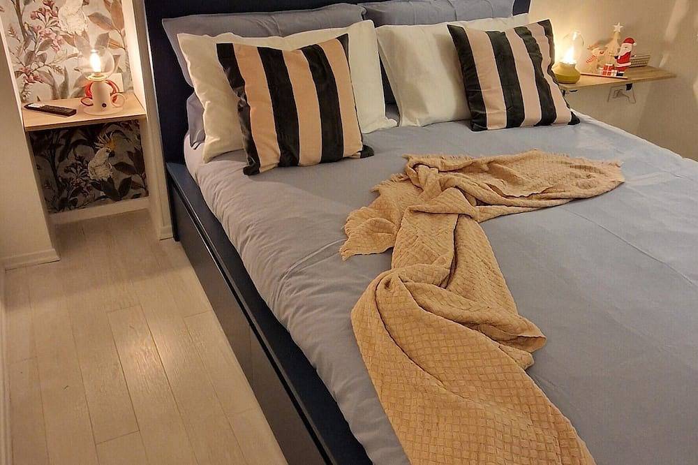 Apartamento entero, Cozy apartment in charming Roma with Ac, Wifi in Centro de Roma, Roma