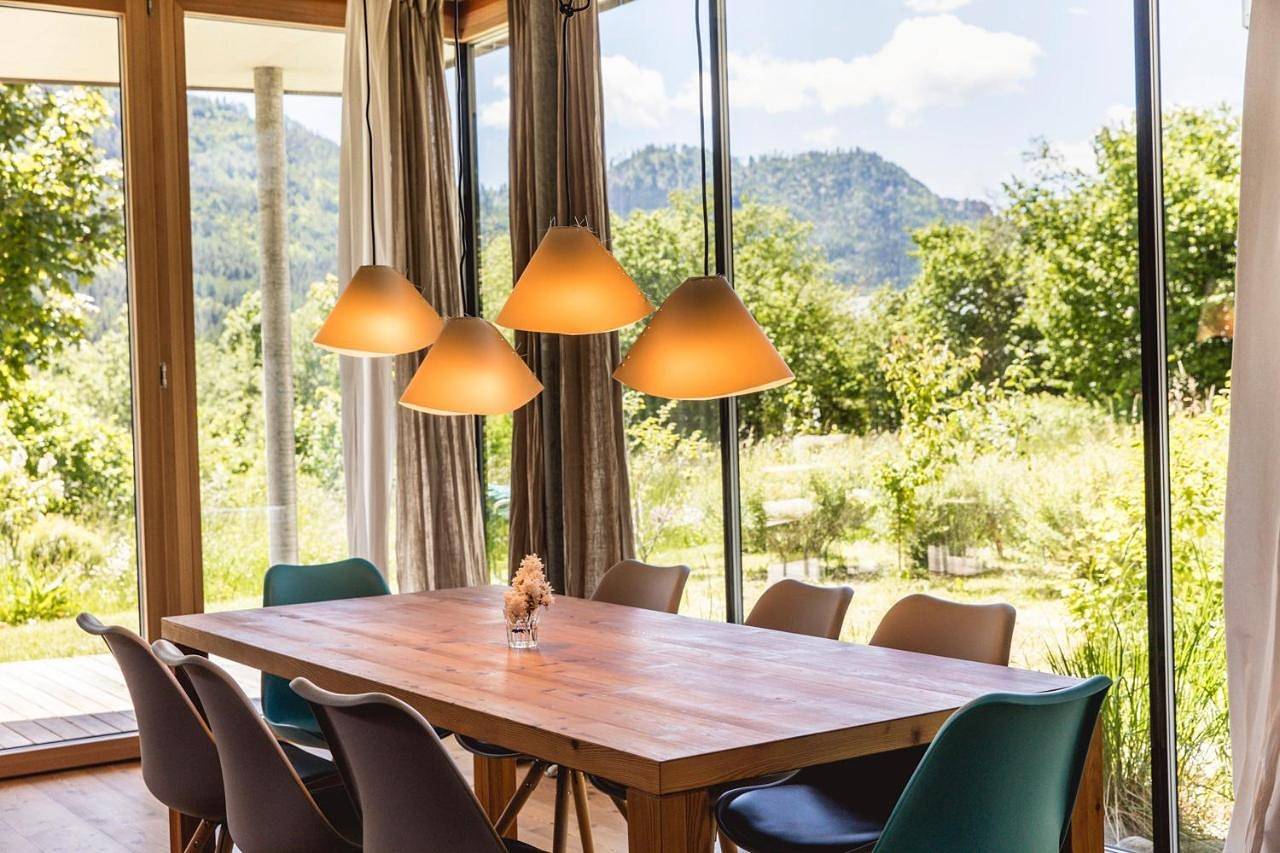 Ganze Wohnung, Superior Two-Bedroom Apartment with Balcony in Gailtaler Alpen, Weissensee