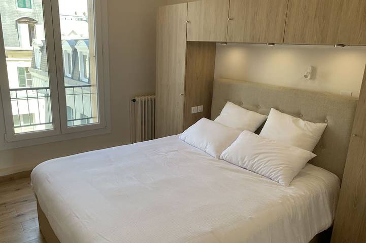 Gîte pour 6 personnes, avec balcon et piscine dans Casino de Trouville - 2