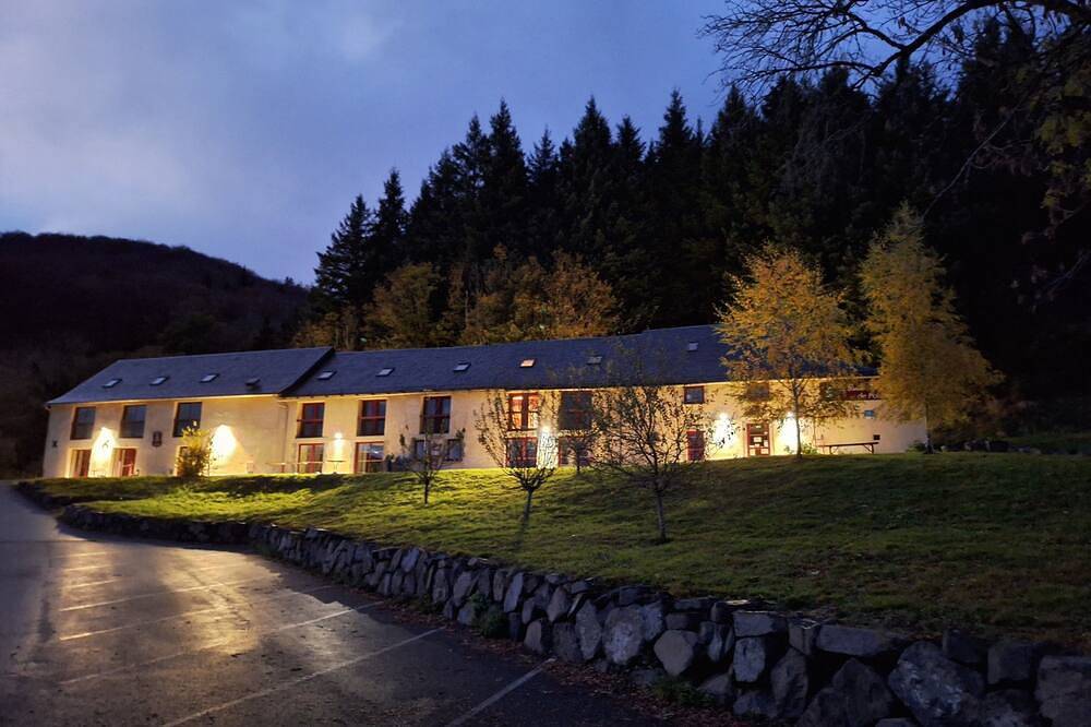 Ganze Wohnung, Gîte La Borie de Pourtou in Condat, Regionaler Naturpark Volcans d'Auvergne