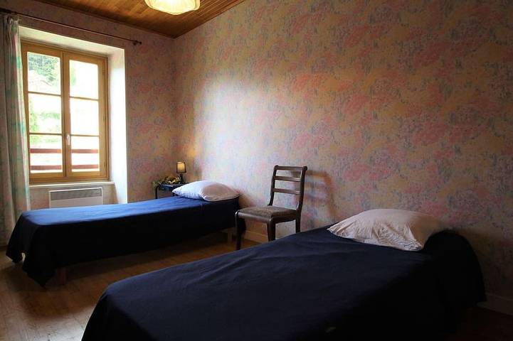 Gîte pour 8 personnes, avec jardin, animaux acceptés à Saint-Didier-sur-Doulon - 4