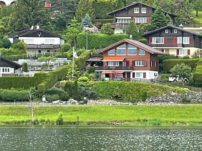 Ferienwohnung für 2 Personen, mit Balkon und Terrasse sowie Ausblick in Einsiedeln