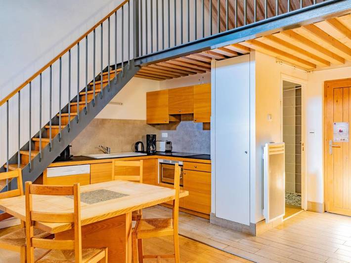 Gîte pour 8 personnes, avec jardin ainsi que sauna et terrasse à Vialas - 2