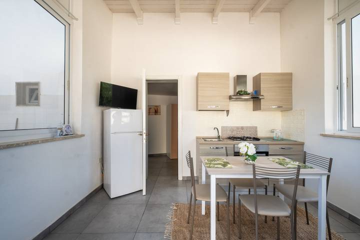 Casa Vacanze 'Elenya' con Giardino Privato e Aria Condizionata in Scala di Furno, Porto Cesareo