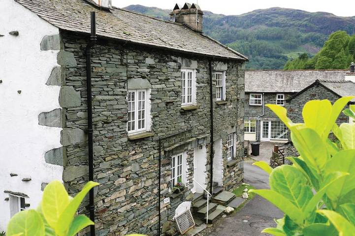 Ferienhaus für 4 Personen, mit Balkon und Sauna sowie Pool und Whirlpool, mit Haustier in Lake District