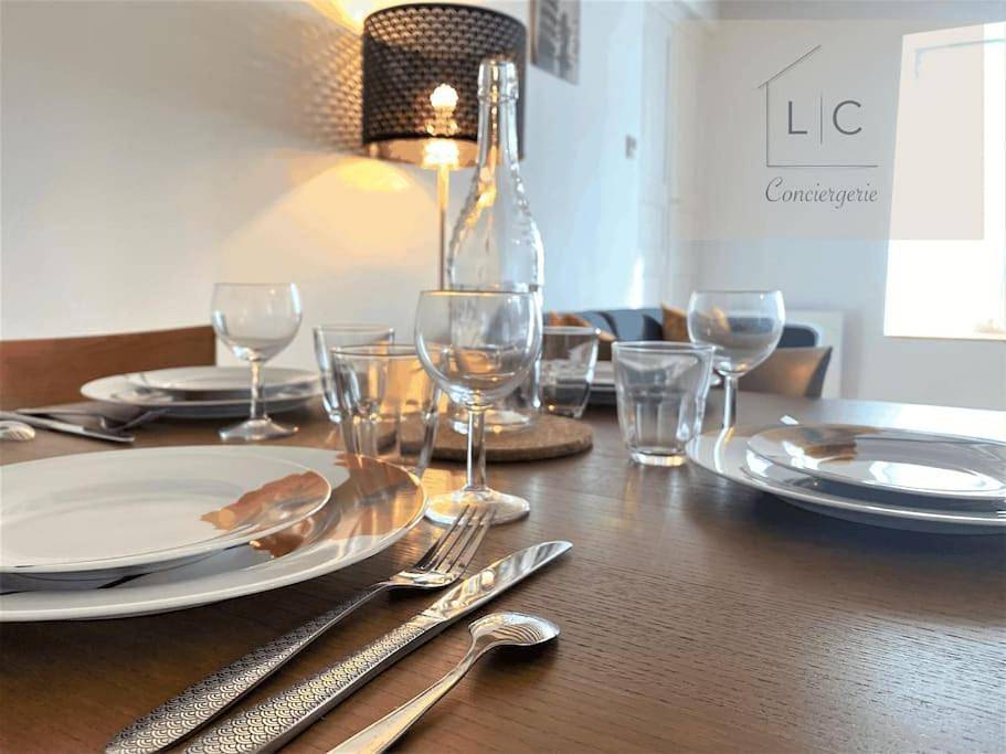 Appartement entier, Two-Bedroom Apartment in Clion, Région de Châteauroux