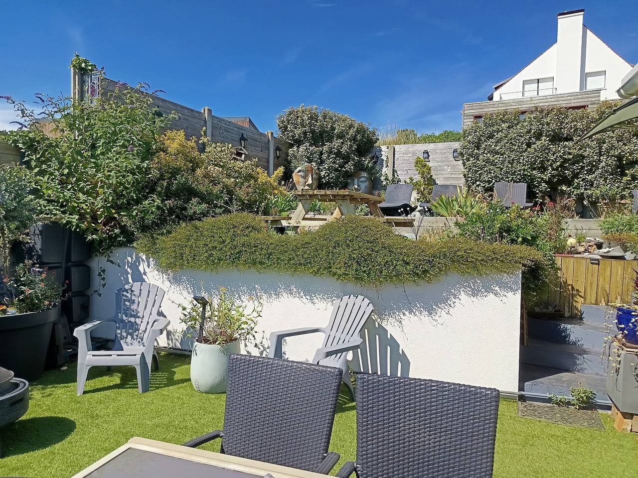 Gastenkamer 'La Coccinelle Des Caps – Suite' met zeezicht, gedeeld terras en wifi, foto 12