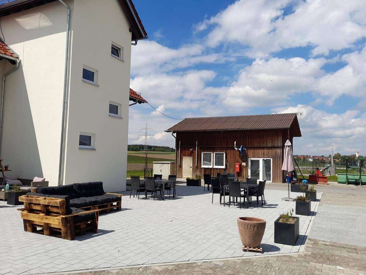 Ganze Wohnung, Traubshof in Ochsenhausen, Landkreis Biberach