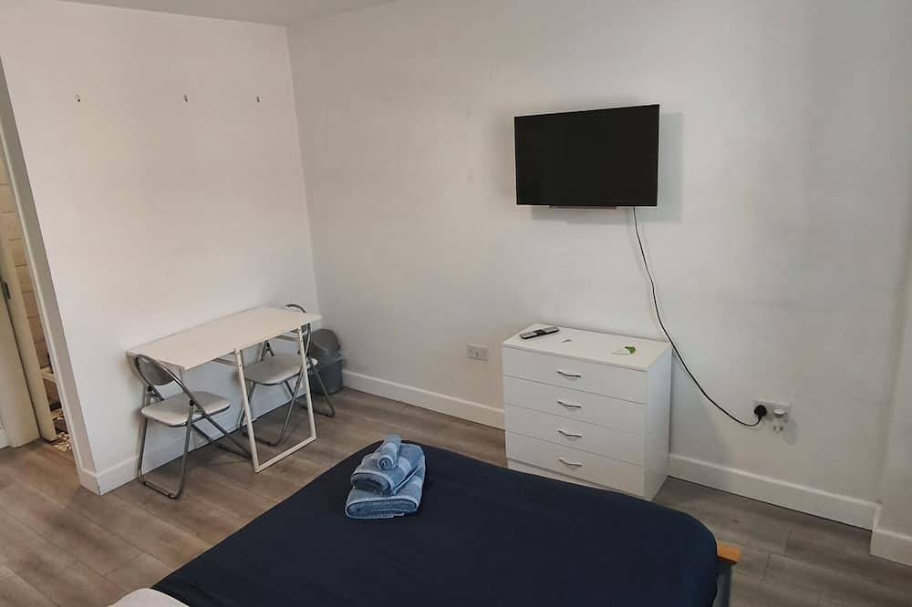 Ganze Wohnung, Doppelzimmer mit eigenem Bad - Chelmsford Town in Chelmsford, Essex