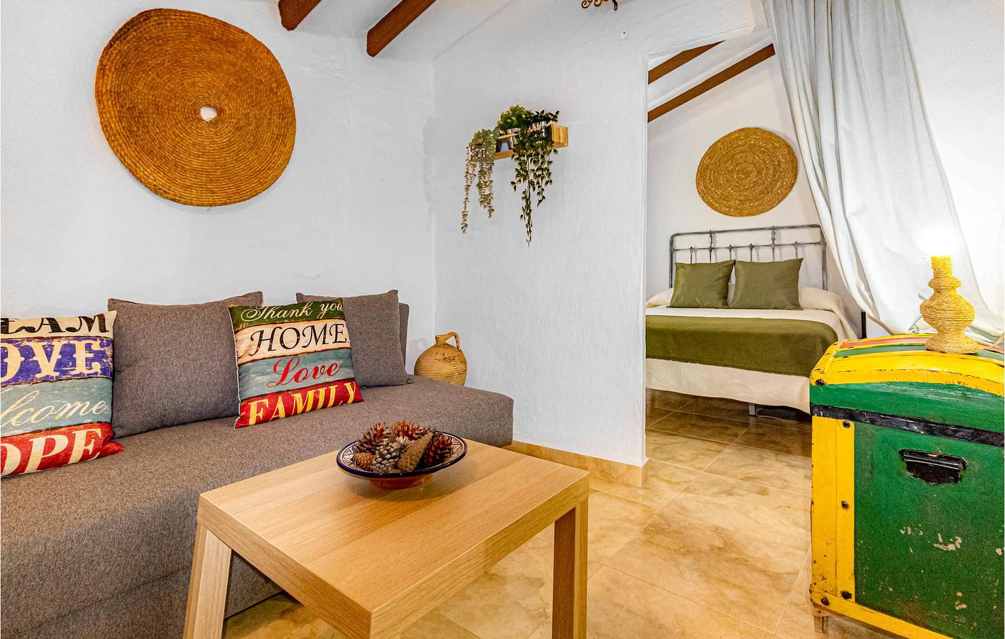 Uitzicht op zee met zwembad & parkeerplaats in Torrox, Costa del Sol