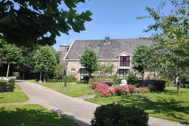 B&b voor 2 personen, with Terras and Tuin as well as Uitzicht in Noord-Beveland