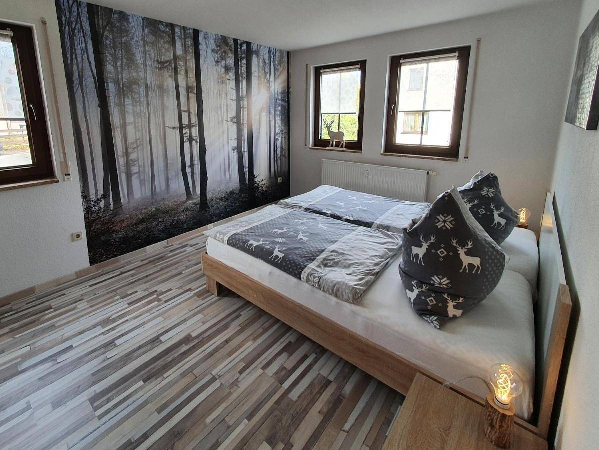 Ganze Wohnung, Ferienwohnung Waldzauber in Bärenstein, Erzgebirge