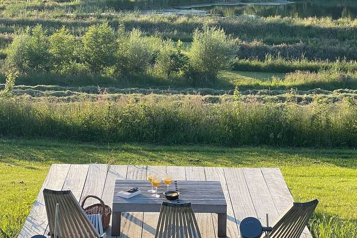 Location de vacances pour 8 personnes, avec jacuzzi et jardin, animaux acceptés à Florennes