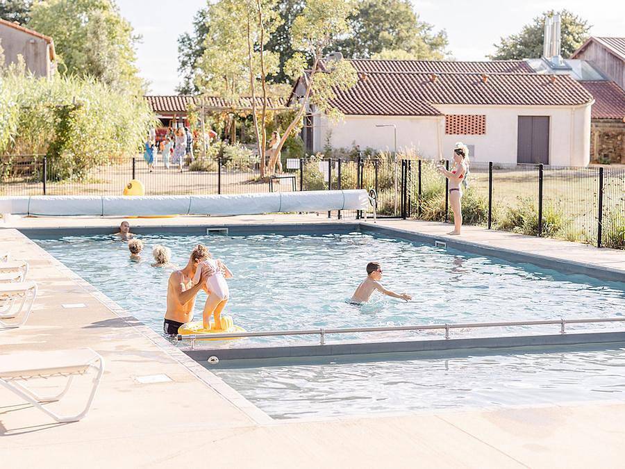 Lodge for 4 People in Chauché, La Roche-sur-Yon region