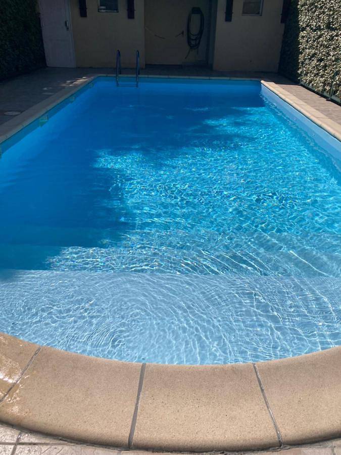 Gîte pour 2 personnes, avec terrasse et jardin ainsi que vue et piscine à Le Bouscat - 4