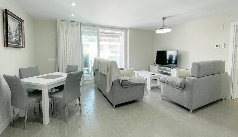 Ganze Wohnung, Ferienwohnung "Dunas de Marivillas" mit Meerblick, Gemeinschaftspool und WLAN in Torrox Costa, Torrox