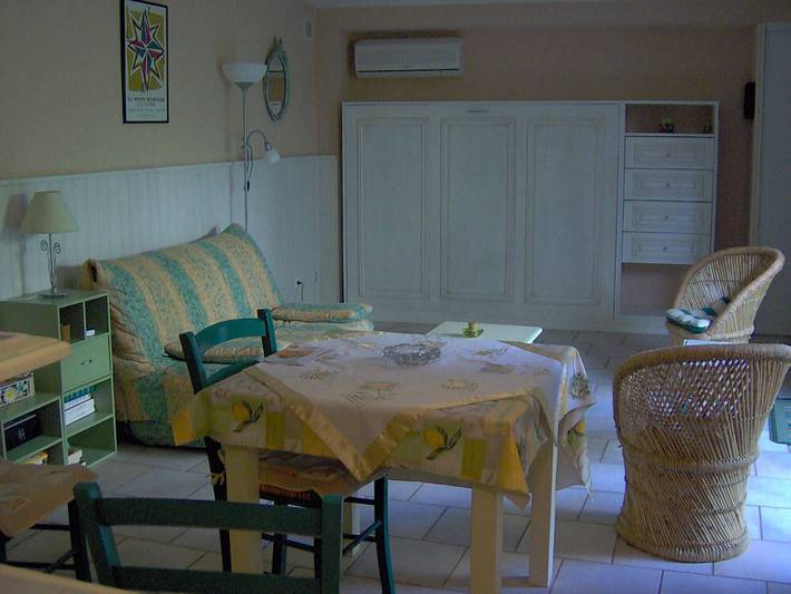 Gîte pour 2 personnes, avec terrasse et jardin à Carcassonne - 4