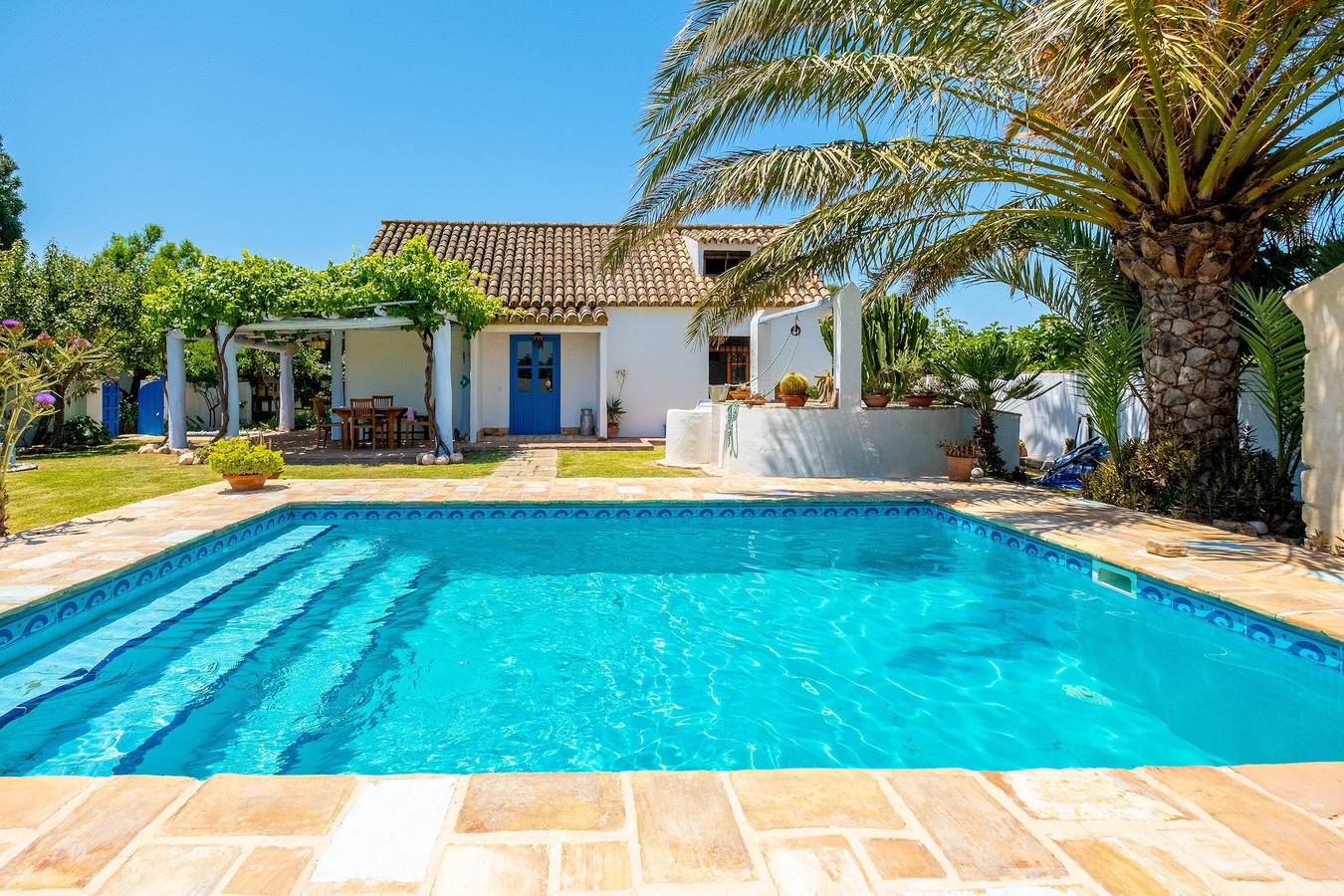Vacation Rental for 4 Guests in El Palmar (Andalusia), Vejer de la Frontera
