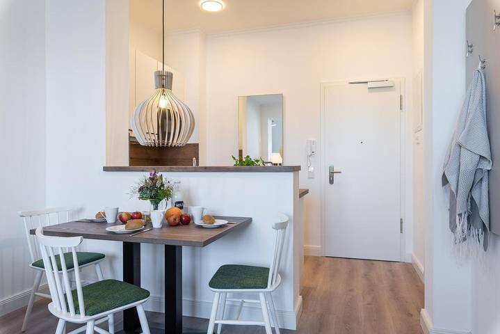 Ganze Wohnung, Modernes Apartment mit Terrasse und gehobener Ausstattung im Westside Arthotel in Kühlungsborn Weststrand, Kühlungsborn