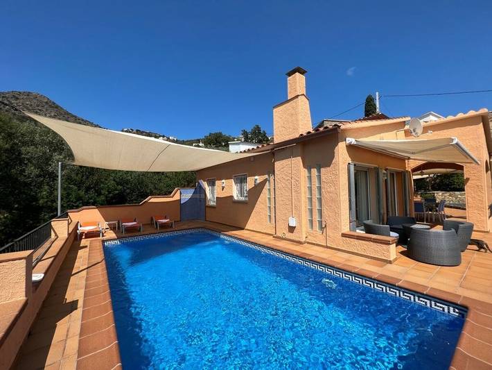 Maison de vacances pour 6 personnes, avec piscine et terrasse - 1