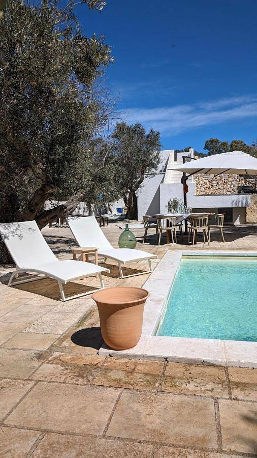 Villa per 9 persone, con piscina e giardino nonché panorama in Leuca