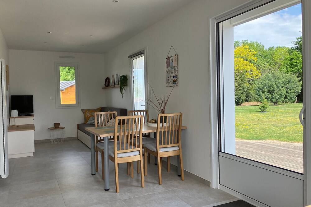 Casa Rural Tranquila con Jardín y Aparcamiento Práctico in Villeneuve-en-Retz, Valle del Loira