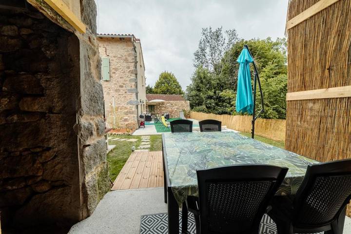 Location de vacances pour 10 personnes, avec jardin et piscine, adapté aux familles à Sanvensa - 3
