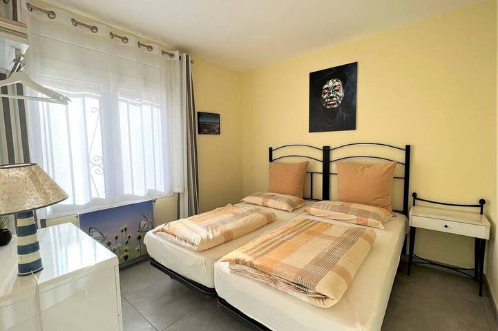Property with modern equipment, sea views,air conditioning, fibre optic internet in El Mas Fumats, Roses