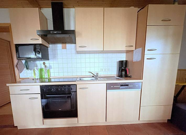 Ganze Wohnung, Terrassenwohnung für 2 Personen mit Kamin, Wasserblick und Strandzugang in Wiek, Rügen