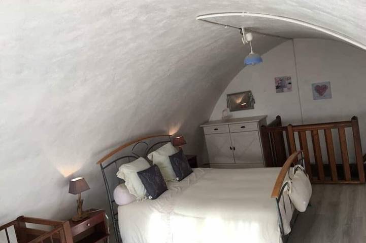 Location de vacances pour 5 personnes, avec jardin et balcon à Saint-Georges-de-Lévéjac