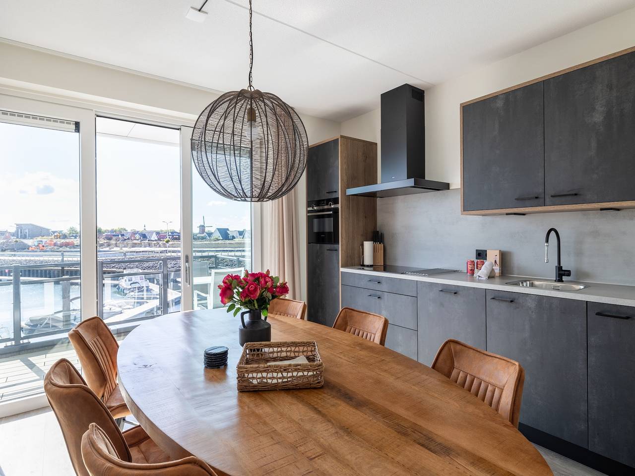 Geheel appartement, Appartement in Sint-Annaland bij de Haven in Sint-Annaland, Nederlandse Noordzeekust