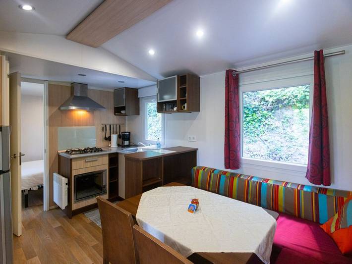 Mobil home pour 6 personnes, avec terrasse et piscine, animaux acceptés à Fenouillet - 3