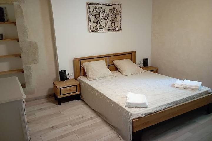 Gîte pour 6 personnes, avec jacuzzi et jardin à Saint-Jean-de-Ceyrargues - 4