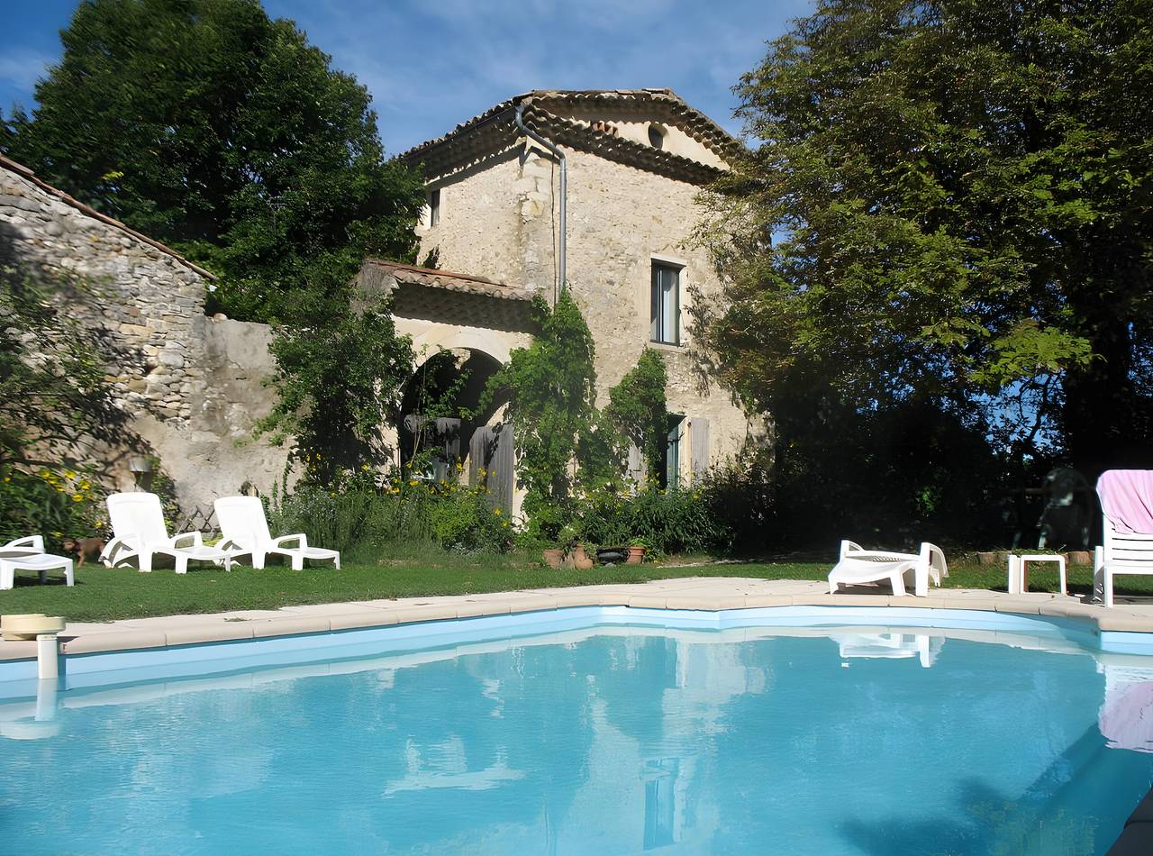 Appartement entier, Appartement 3 avec vue sur la campagne in Sauzet, Région de nyons